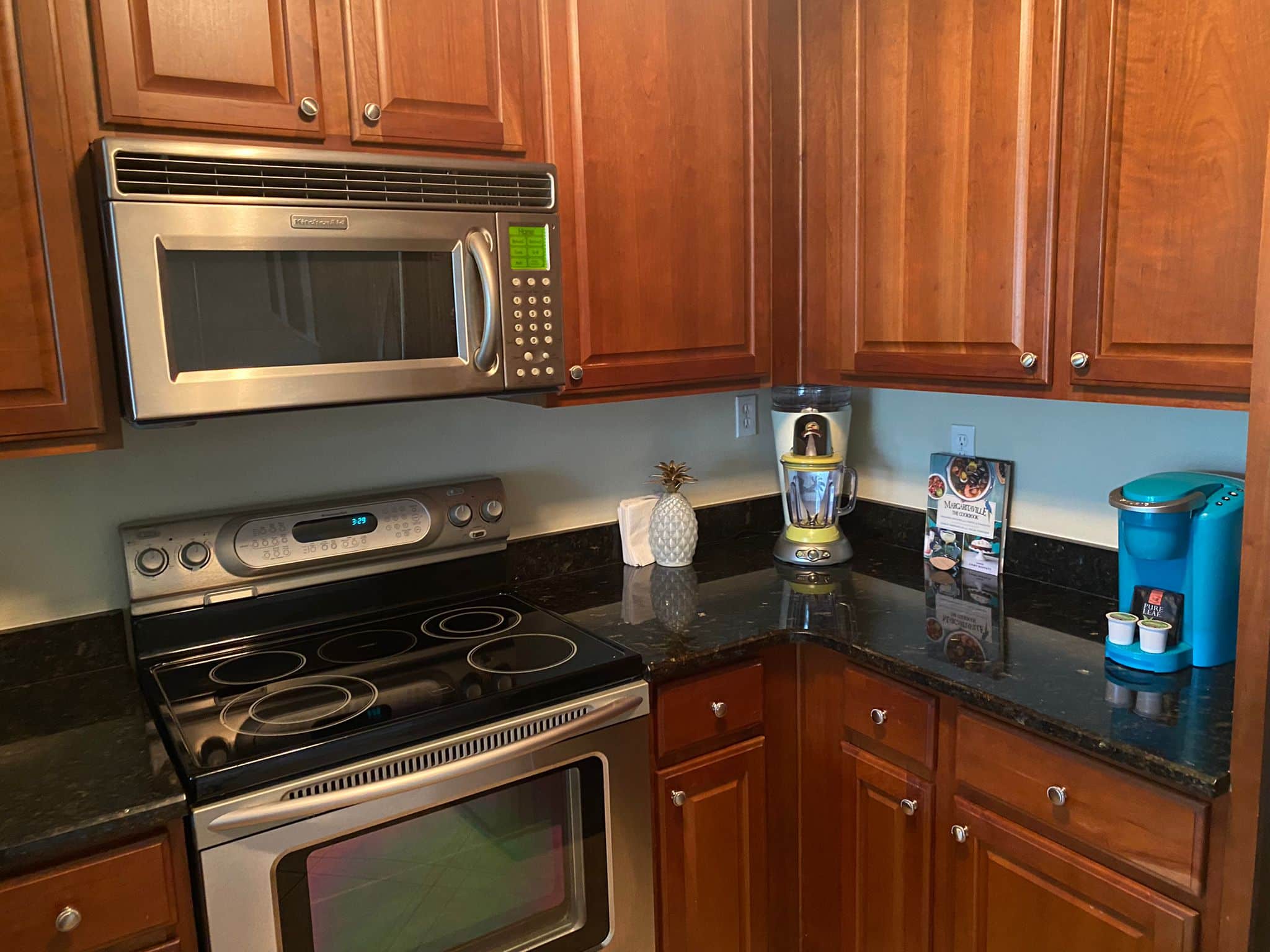 Here's How Professionals Deep Clean Things l My Cleaning Angel