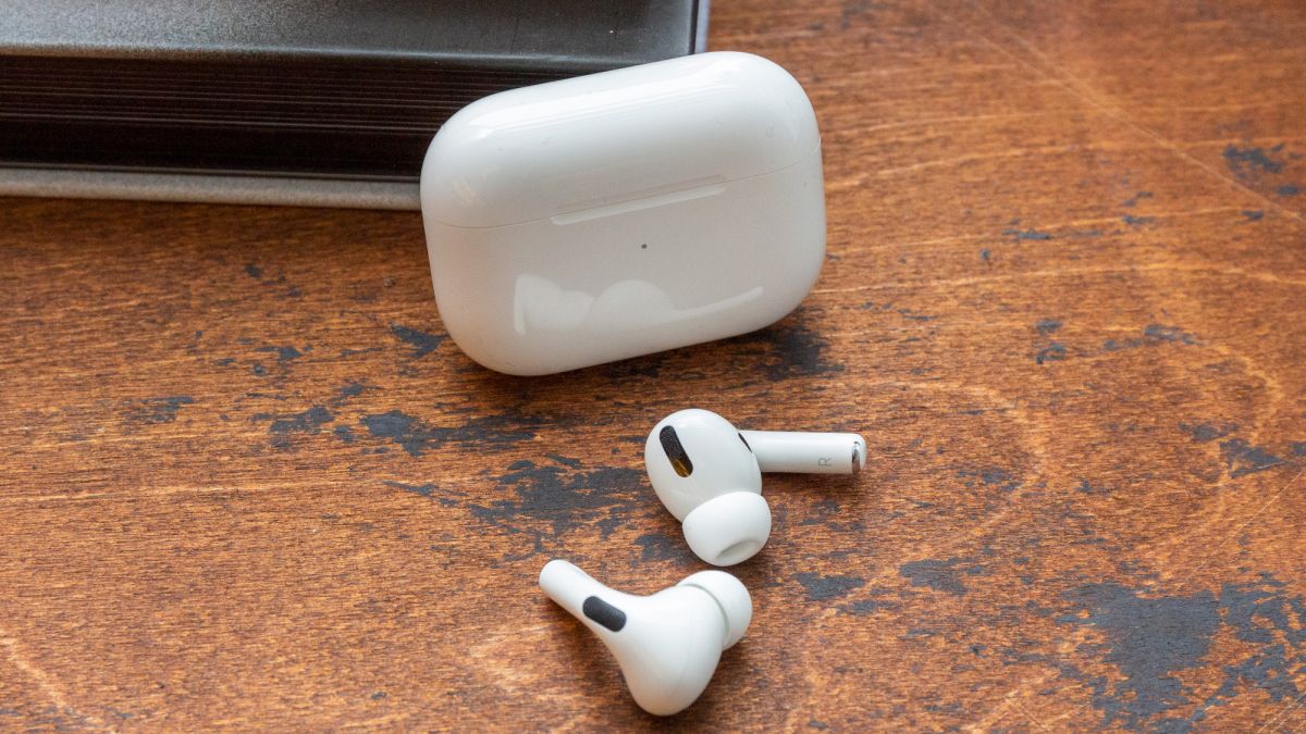 clean airpods