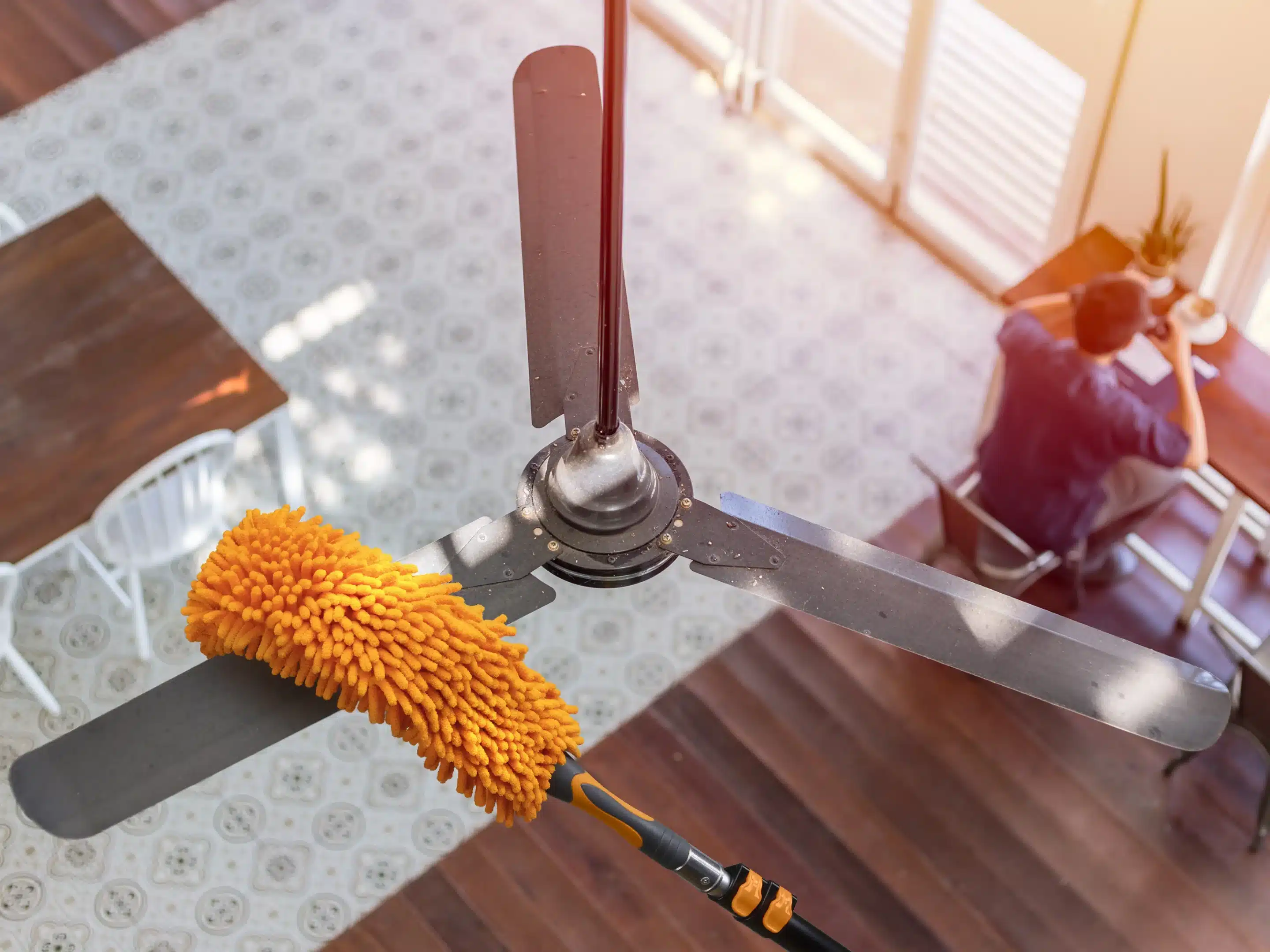 expendable cleaning tools