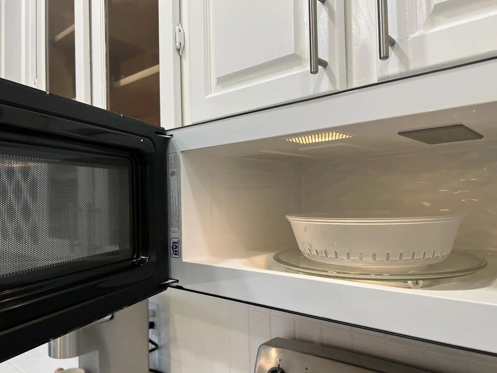 kitchen appliances microwave